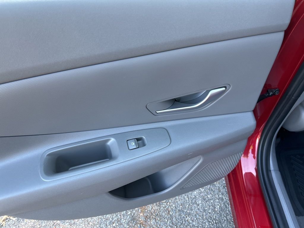 Used 2024 Red Hyundai SEL image 25
