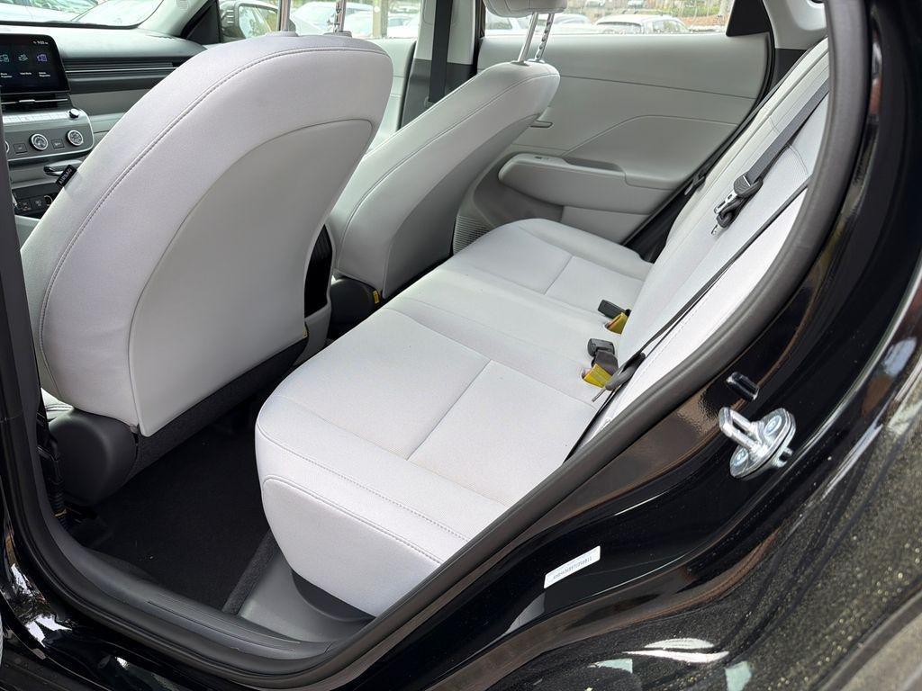 New 2026 Black Hyundai SE FWD image 20