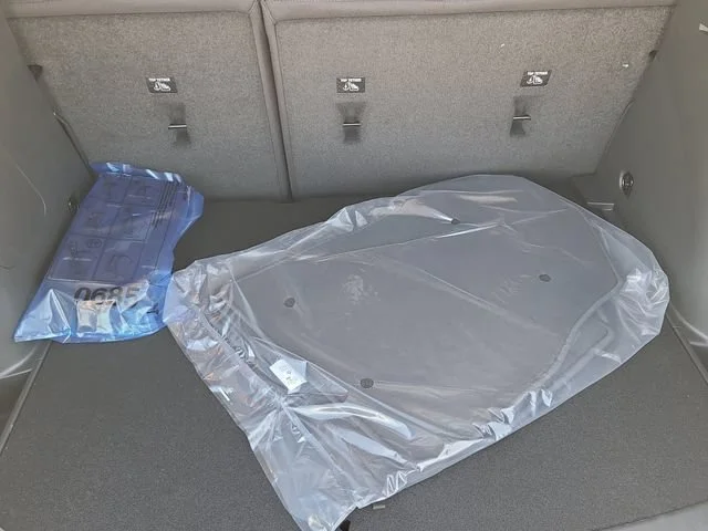 New 2026 Mosaic Black Metallic Chevrolet LT image 9