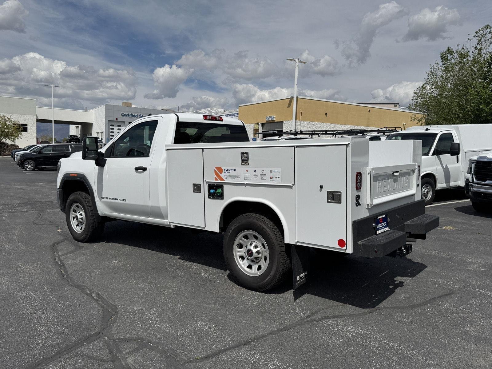 2025 GMC Sierra 3500HD Pro - Photo 11
