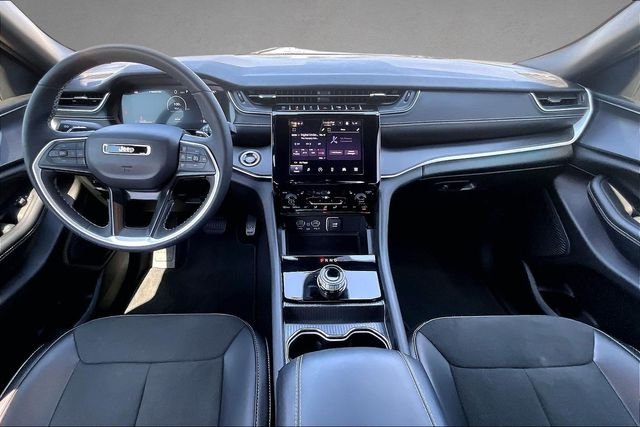 Used 2025 Gray Jeep Altitude X image 12