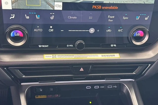New 2026 Wind Chill Pearl Lexus PREMIUM AWD image 19