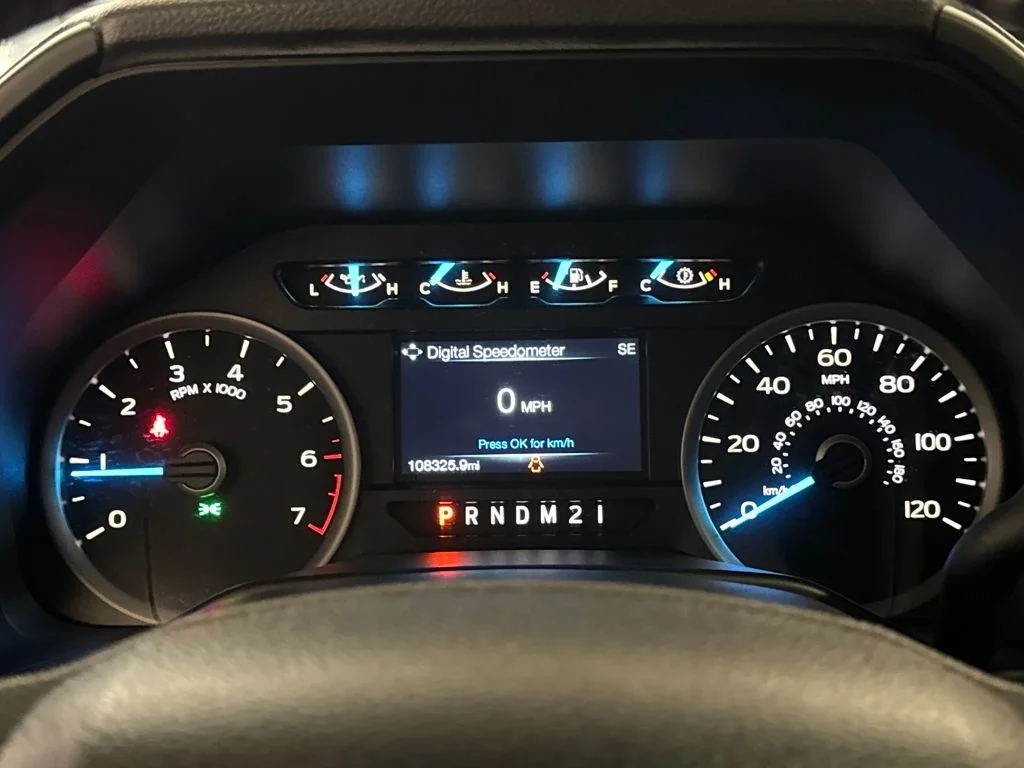 Used 2015 Blue Ford XLT image 23