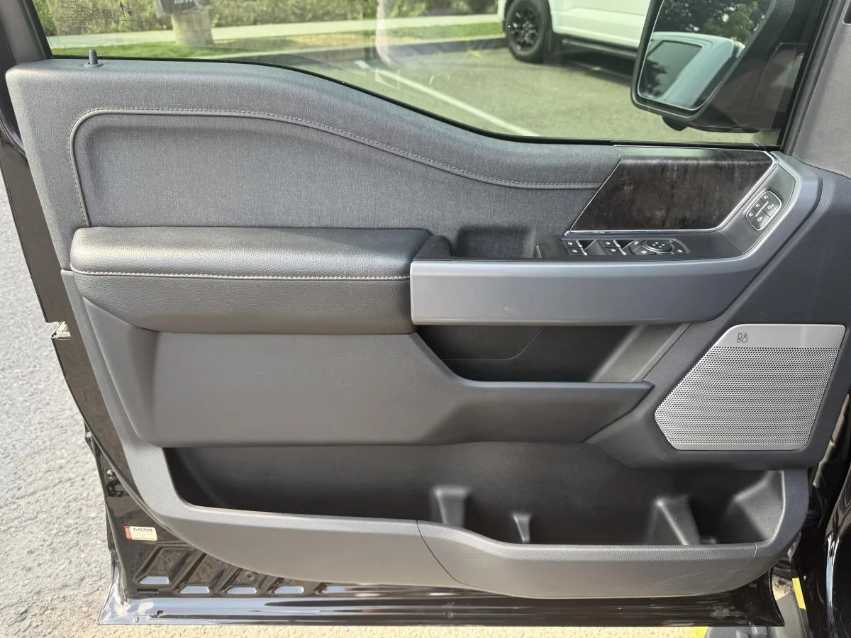 Used 2022 Black Ford Lariat image 11