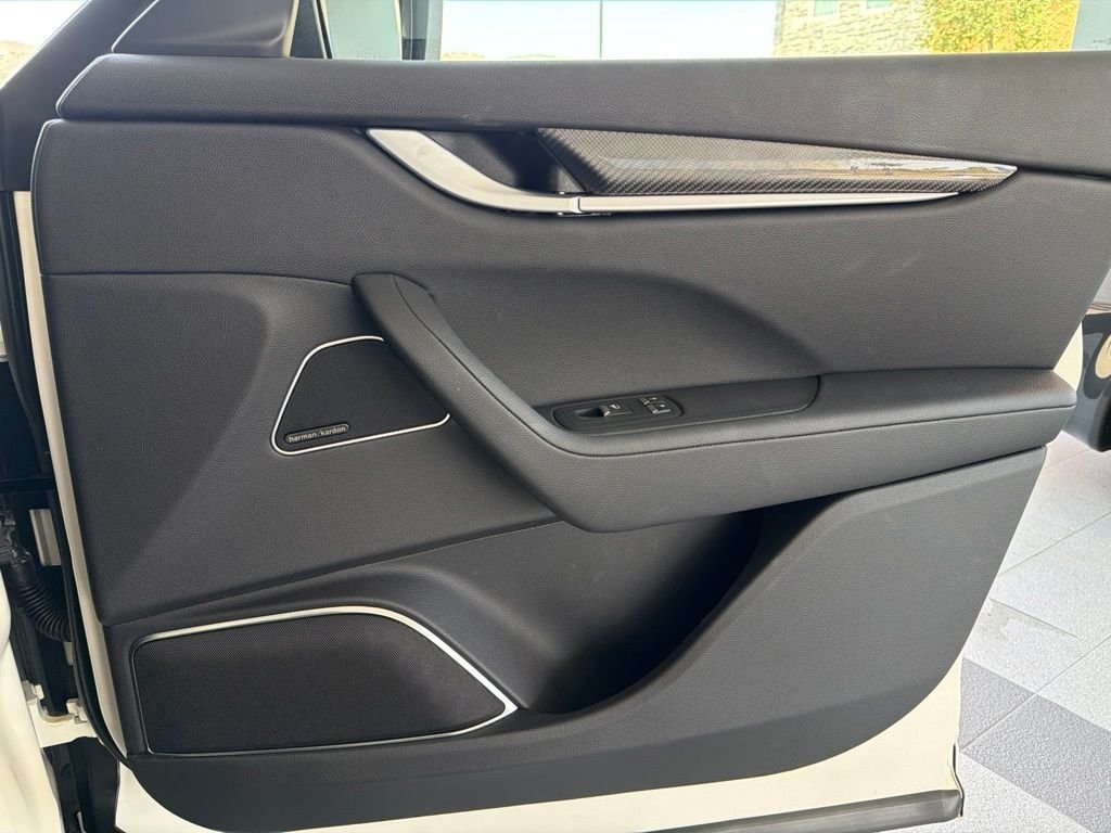 Certified Used 2023 Bianco Maserati Modena image 21