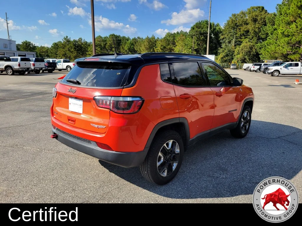 Used 2018 Orange Jeep Trailhawk image 6