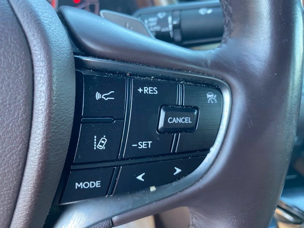 Used 2021 White Lexus 250 image 27