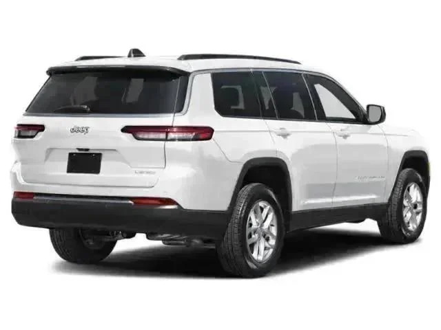 New 2027 Bright White Clear-Coat Paint Jeep Limited image 26