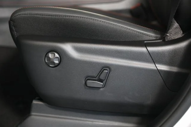 2025 Dodge Durango R/T - Photo 19
