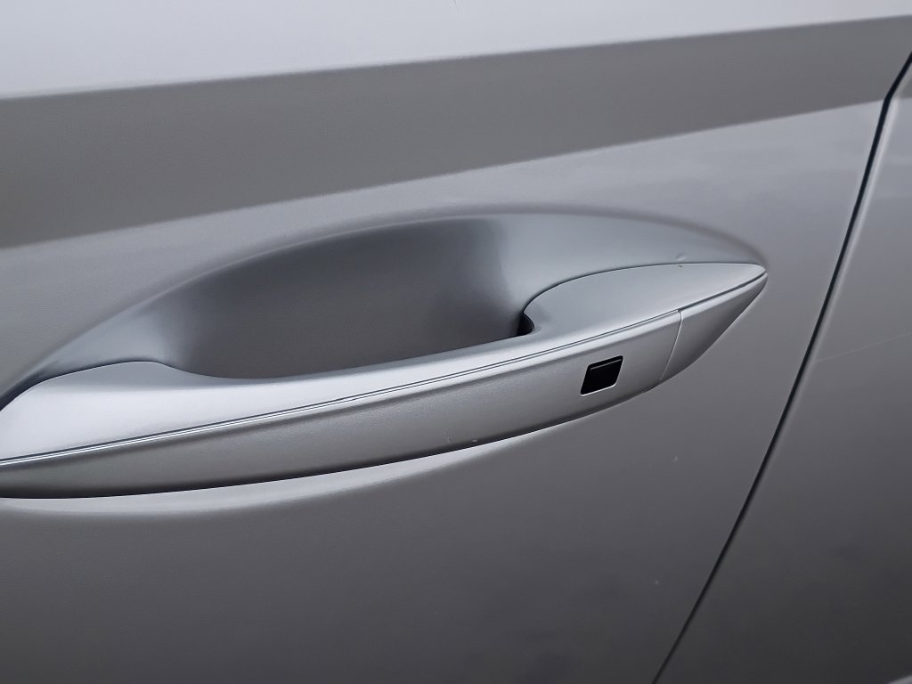 2025 Hyundai Sonata SEL - Photo 14