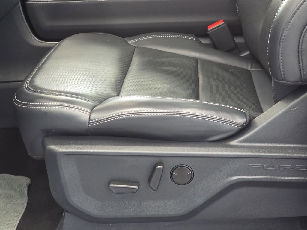 Used 2025 Silver Ford Platinum image 27