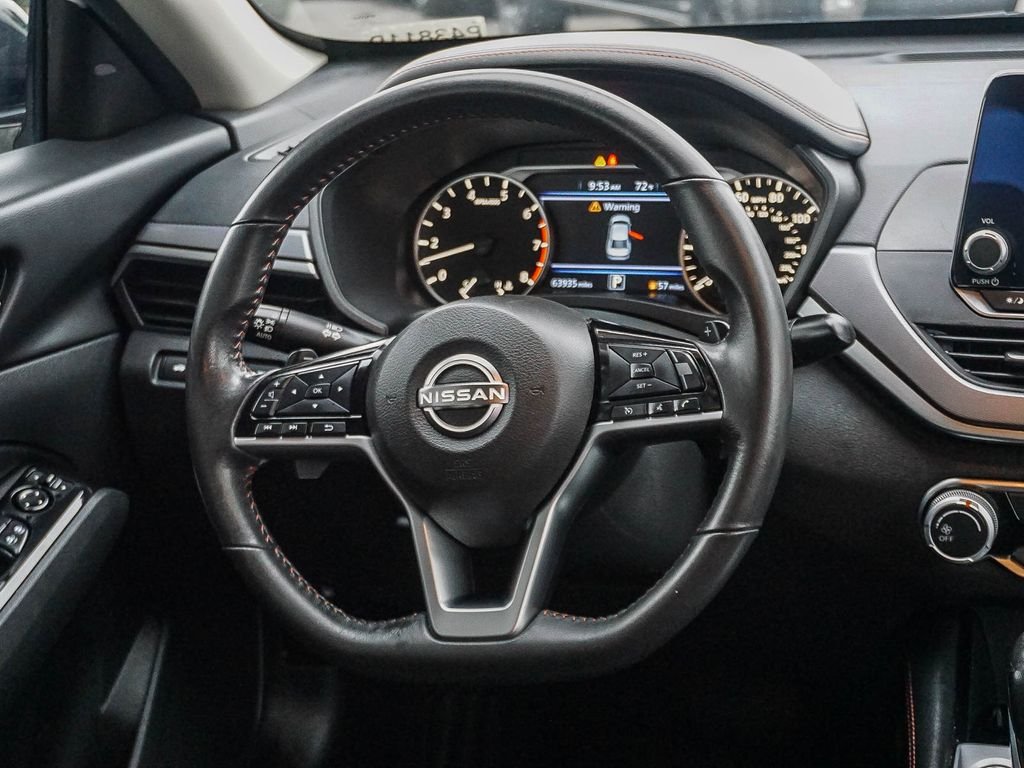 Used 2024 Glacier White Nissan 2.5 SR image 17