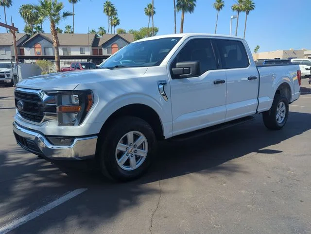 Used 2023 White Ford XLT image 3