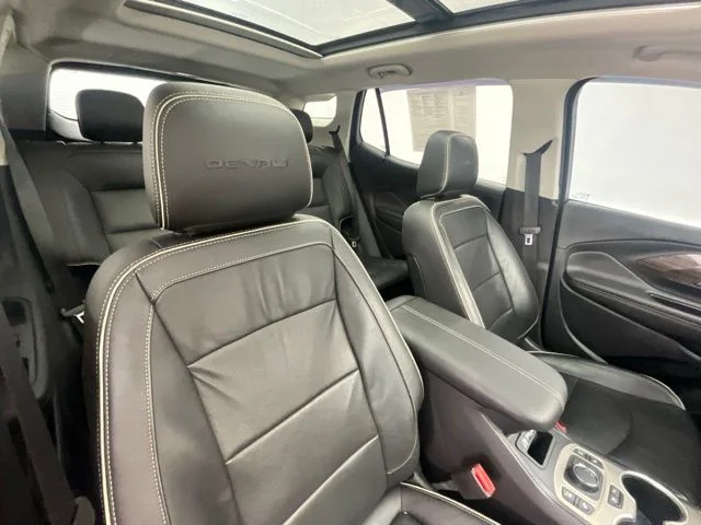 Used 2020 White GMC Denali image 14