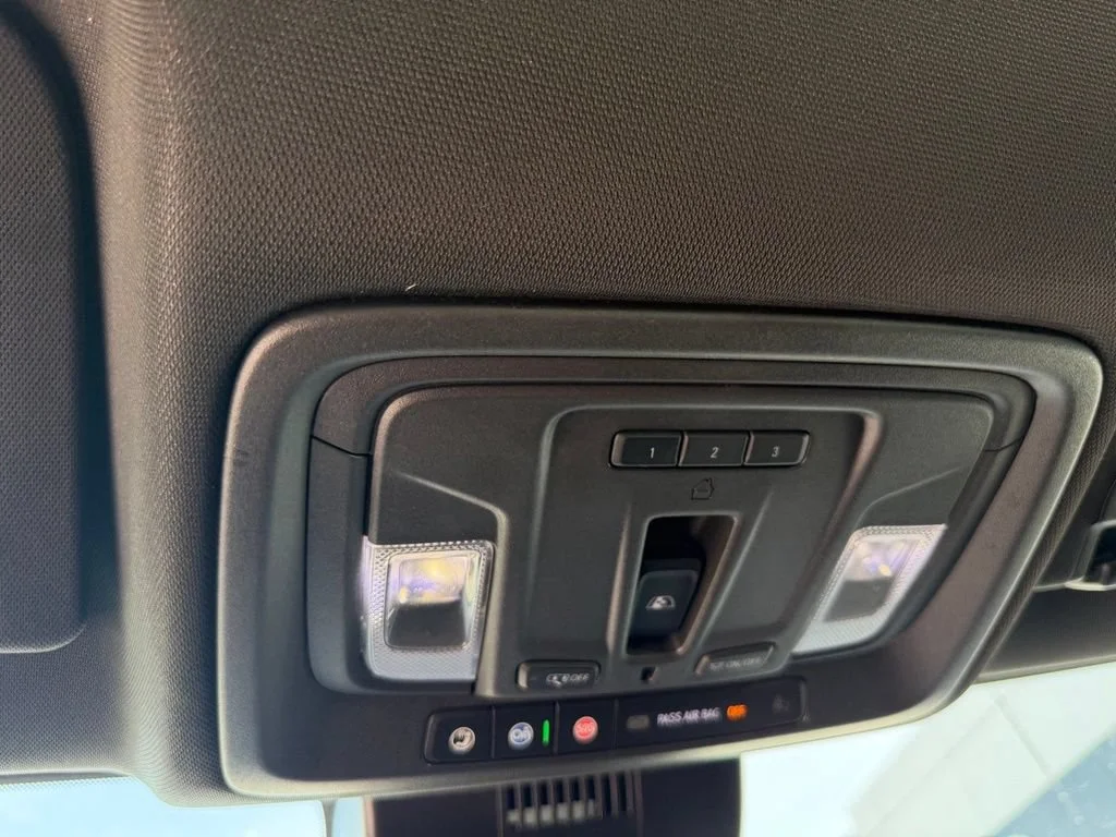Used 2023 Sterling Metallic GMC AT4 image 16