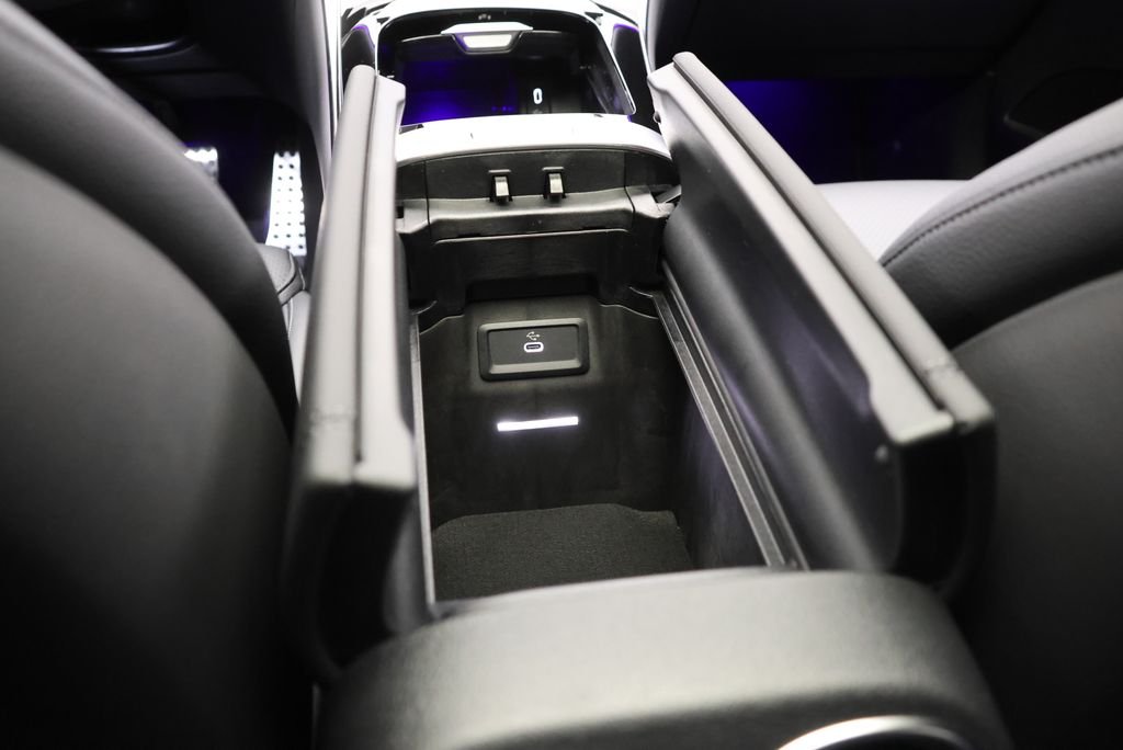 New 2027 Black Mercedes-Benz GLC 300 Coupe image 29