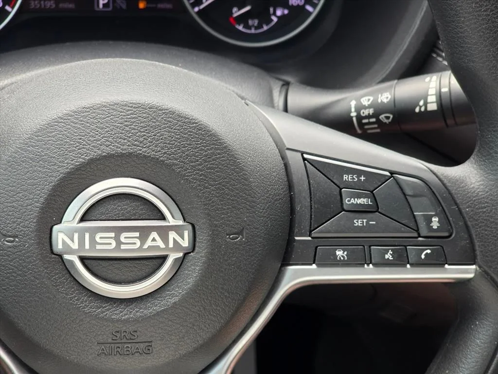 Used 2024 Blue Nissan SV image 16