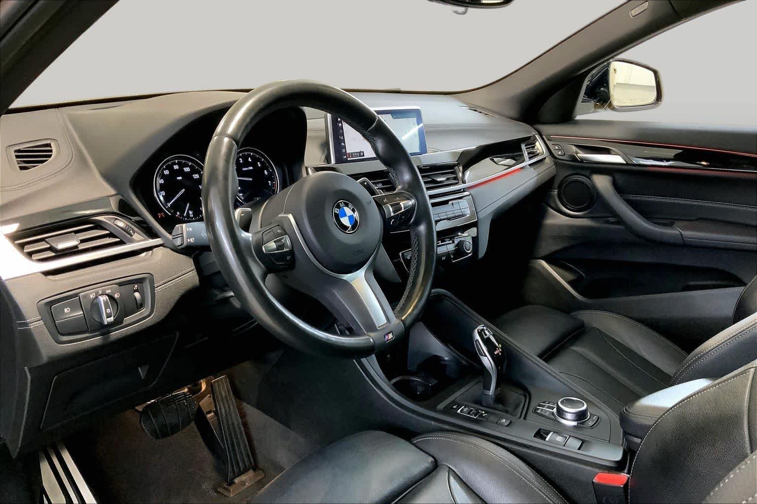 Used 2020 Galvanic Gold Metallic BMW xDrive28i image 17