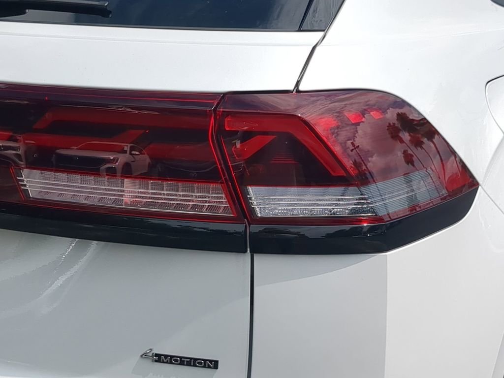 New 2026 White/off-white Volkswagen 2.0T SEL R-Line Black image 8