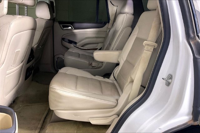 Used 2015 White GMC Denali image 2