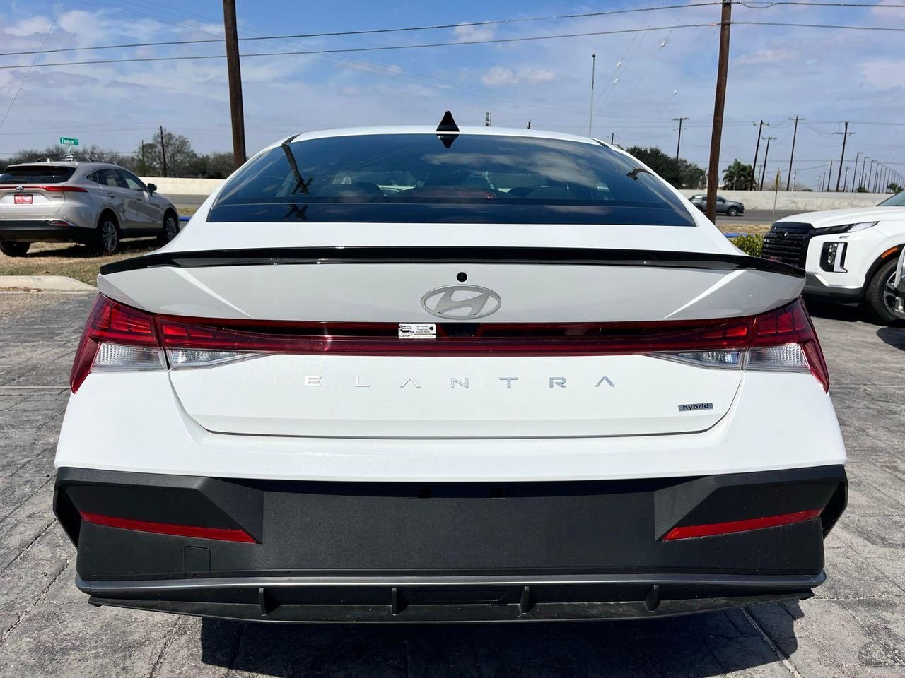 New 2025 White Hyundai SEL Sport image 6