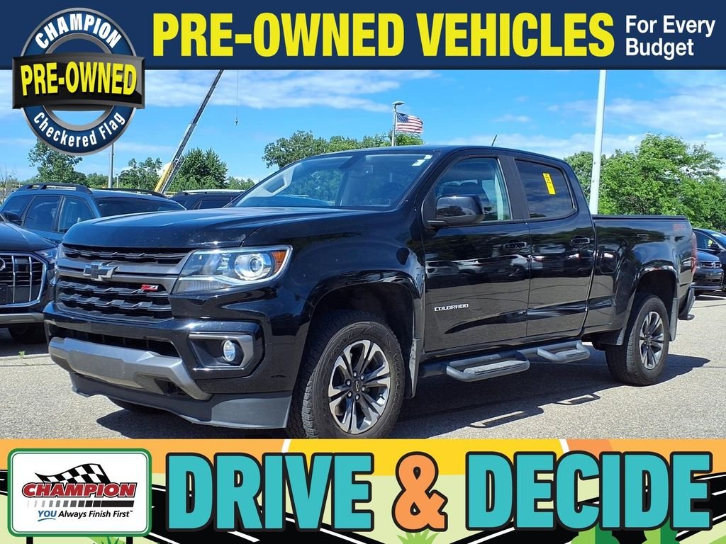 Used 2022 Black Chevrolet Z71 image 1