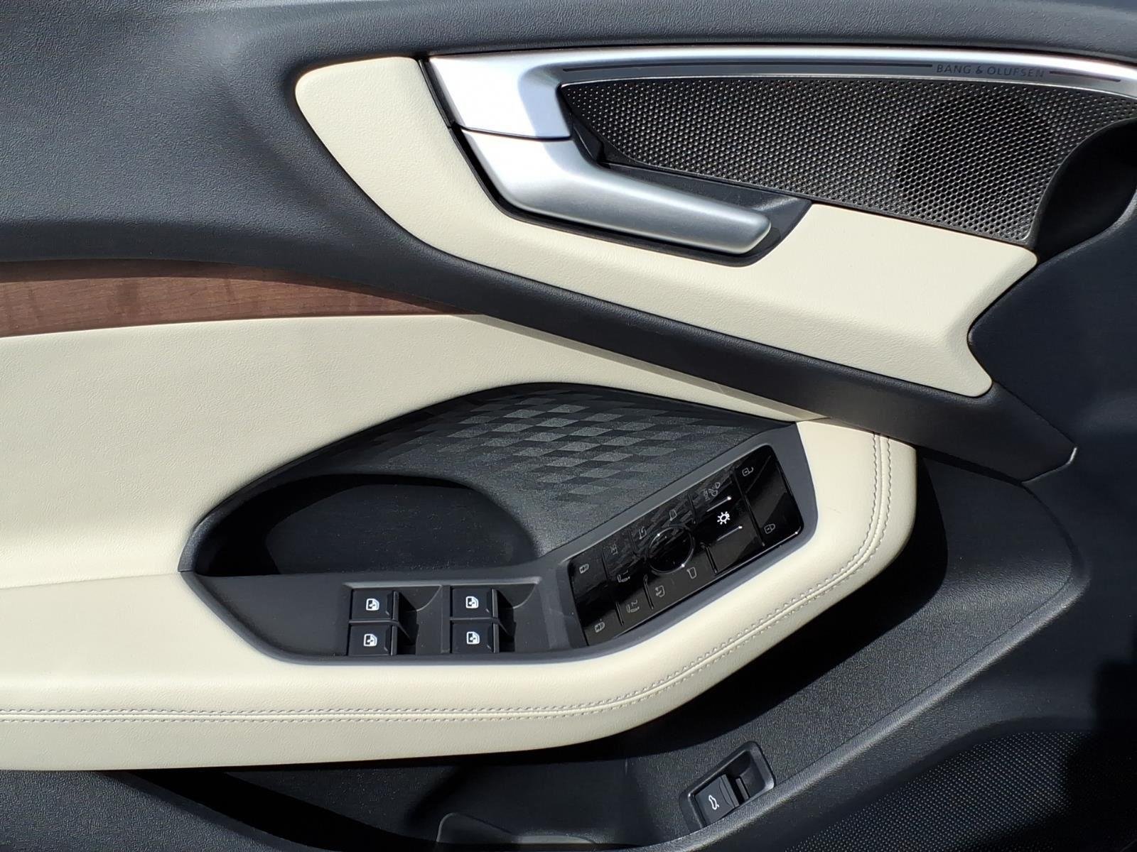 New 2026 Glacier White Metallic Audi Prestige image 14