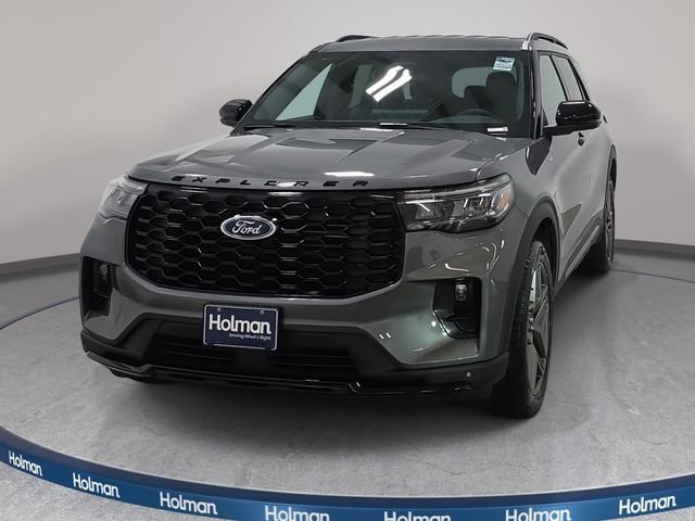 Used 2026 Gray Ford ST-Line image 3