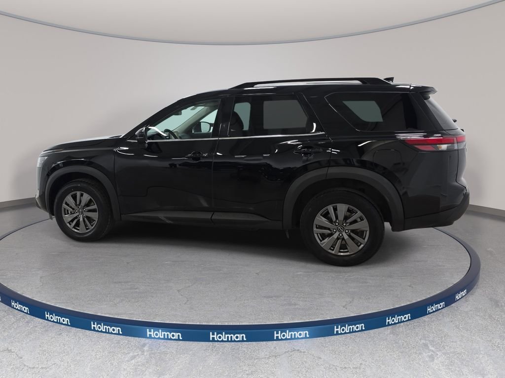 Used 2025 Super Black Nissan SV image 9