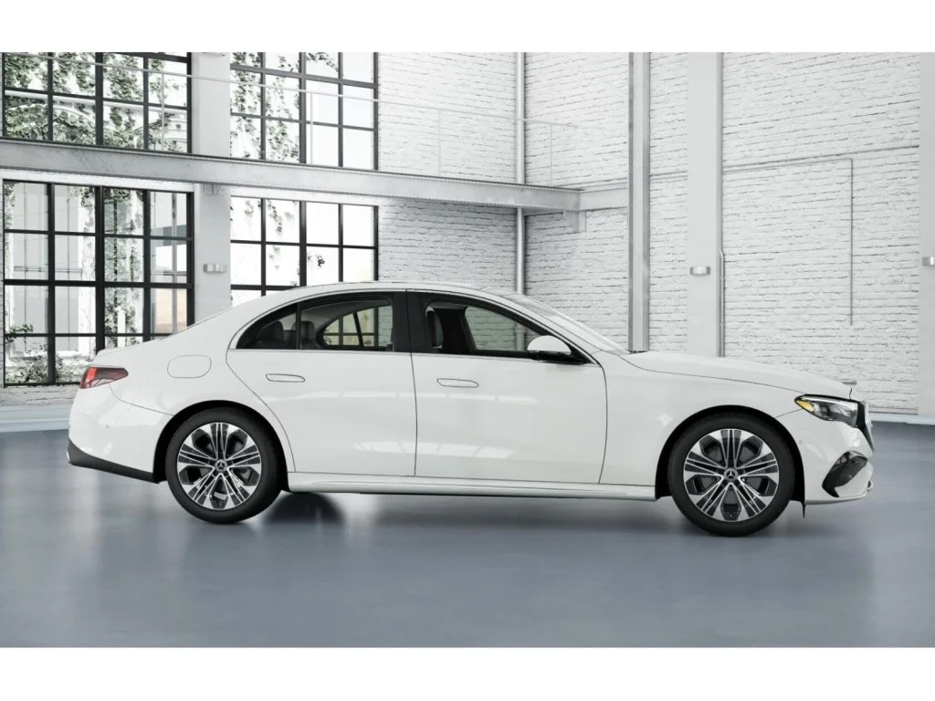 2025 Mercedes-Benz E-Class E350 - Photo 15