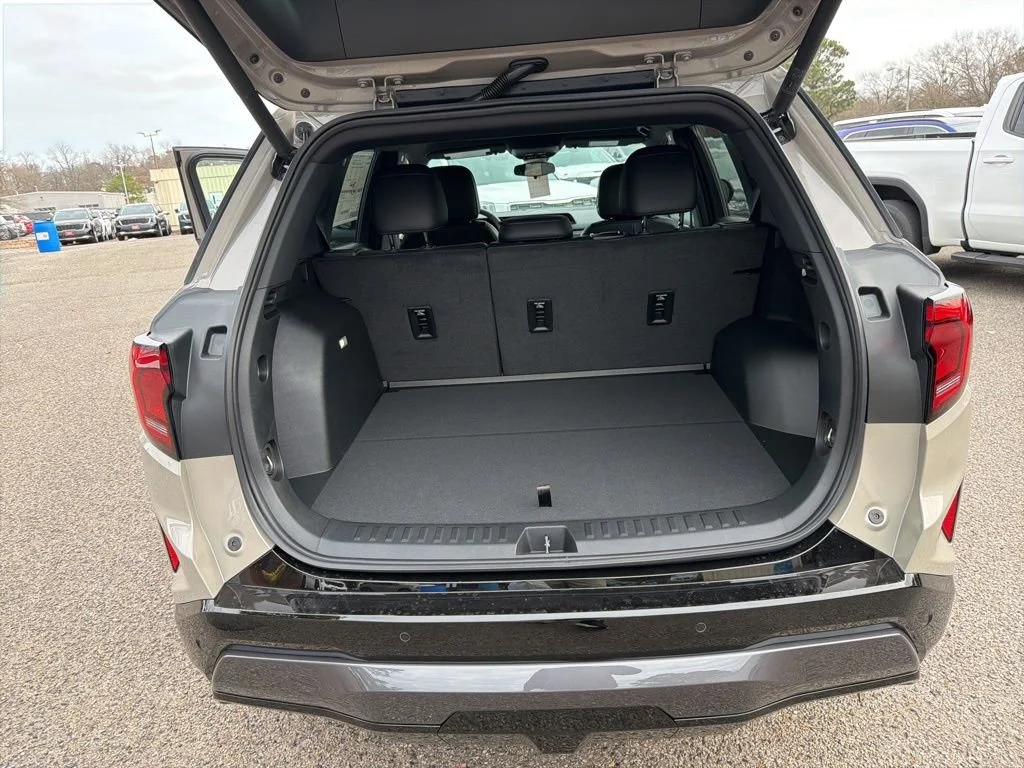 2026 GMC Terrain AT4 - Photo 23