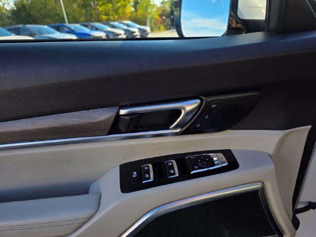 Used 2020 Snow White Pearl Kia SX image 29