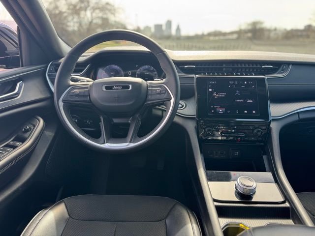 Used 2024 Black Jeep Altitude image 13
