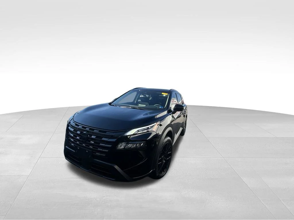 Used 2026 Black Nissan Dark Armor image 2