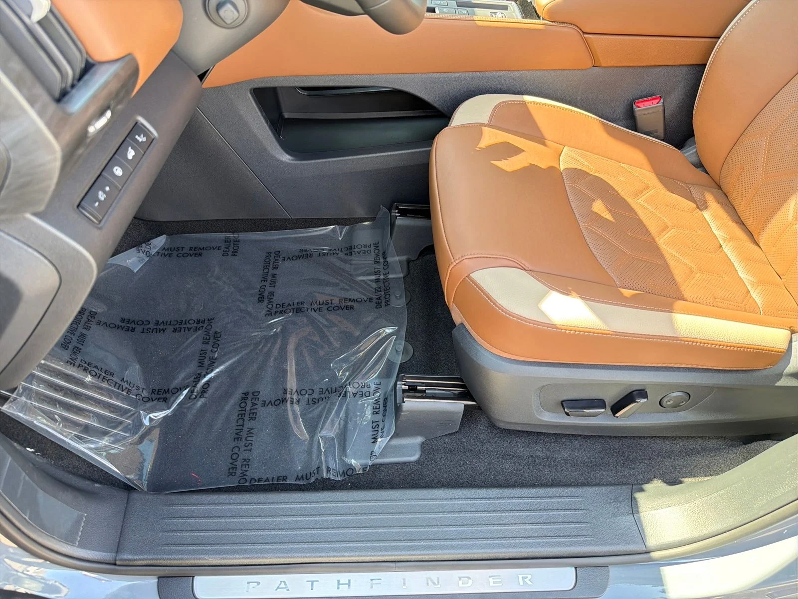 New 2026 Nissan Pathfinder Platinum 4D Sport Utility