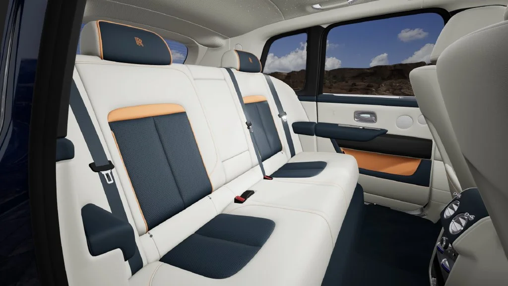 New 2027 Blue Rolls-Royce  image 8