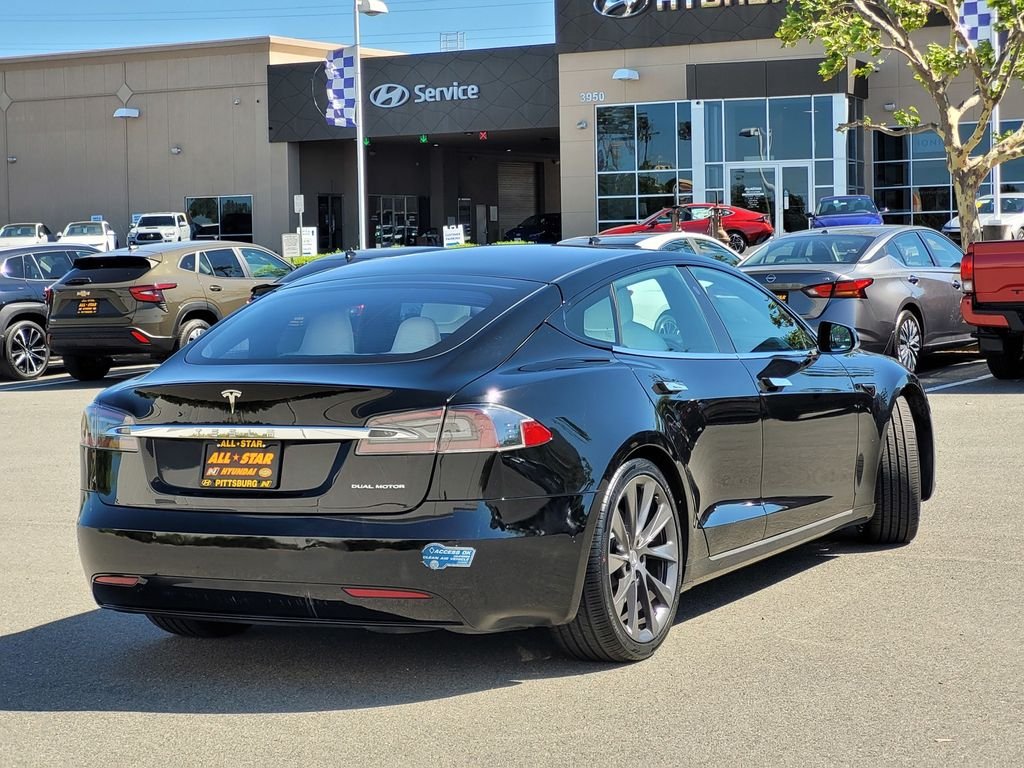 Used 2021 Black Tesla Long Range image 4