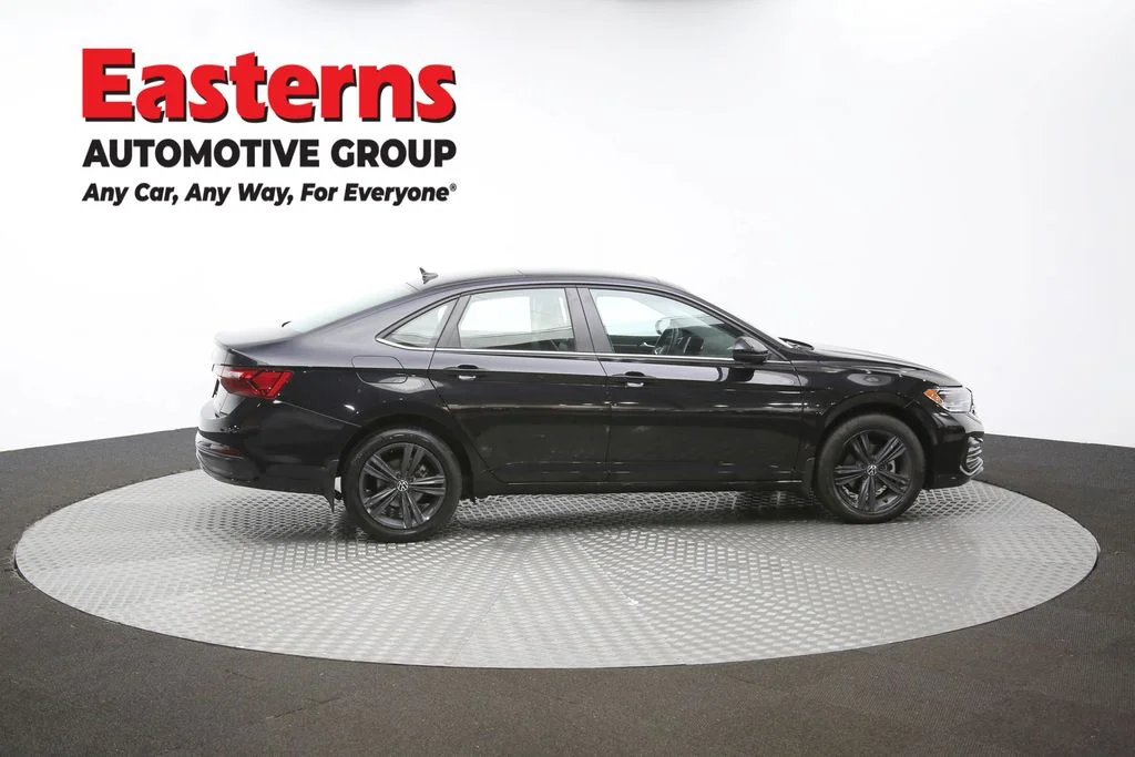 Used 2024 Black Volkswagen 1.5T SE image 41