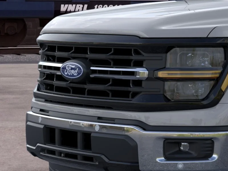 New 2026 Avalanche Ford XLT image 17