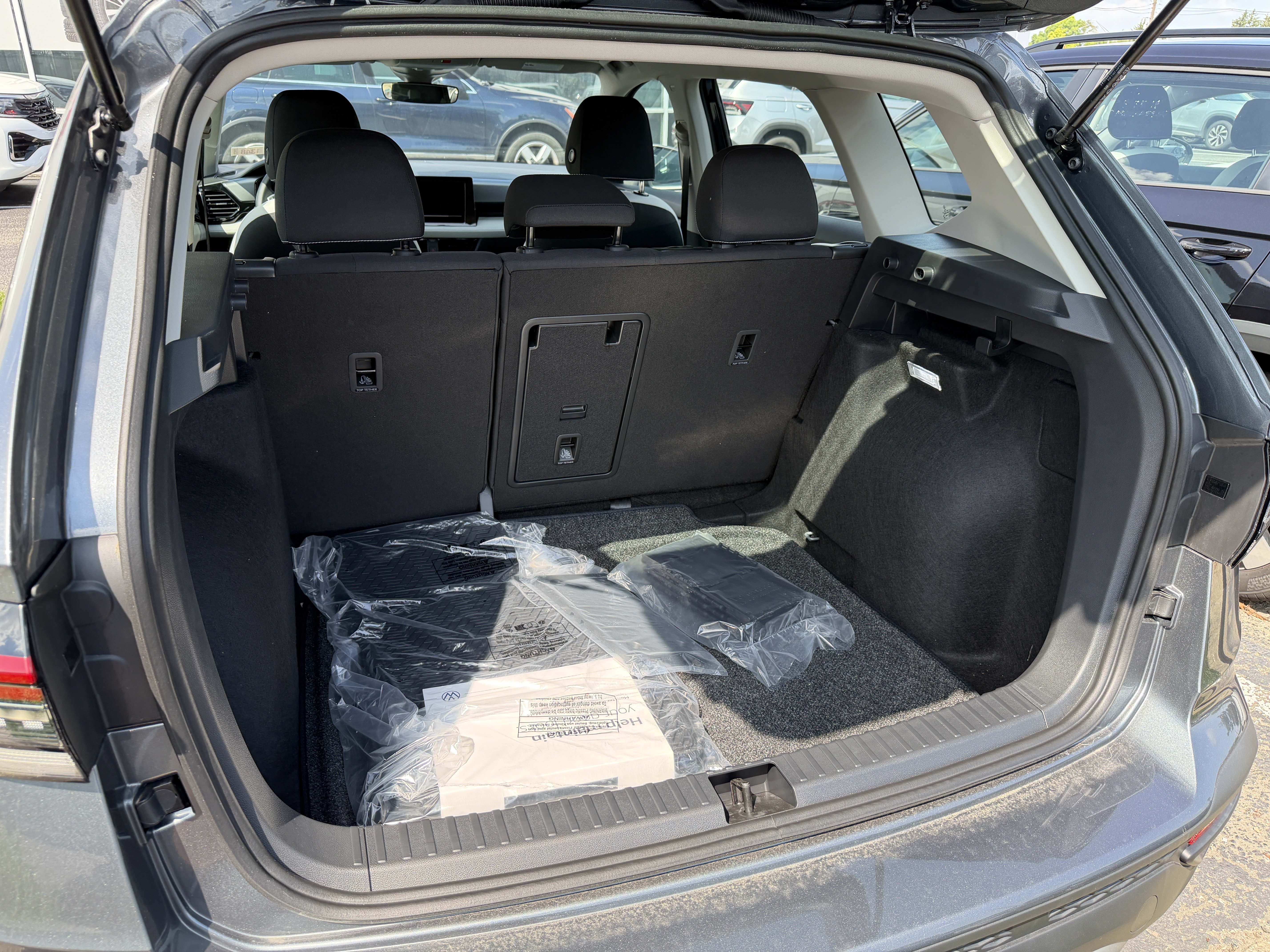 New 2026 Platinum Gray Metallic Volkswagen S image 25