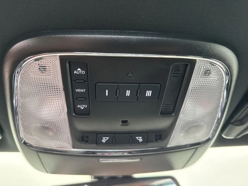 Used 2023 Green Dodge R/T Scat Pack image 36
