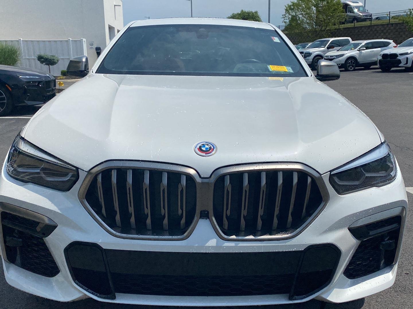 Certified Used 2023 Mineral White Metallic BMW M50i image 5
