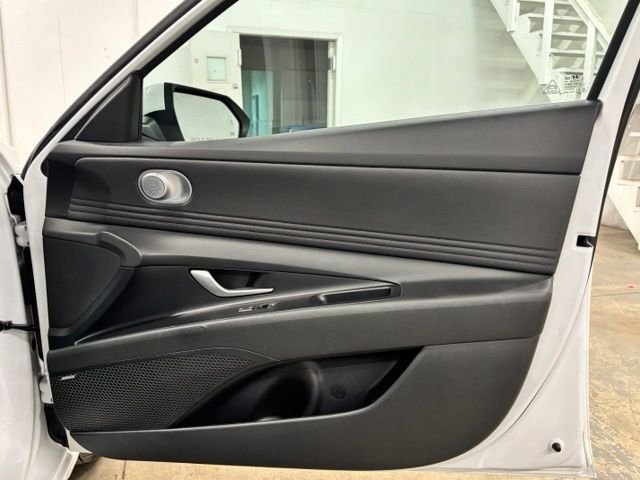 Used 2024 White Hyundai Limited image 22