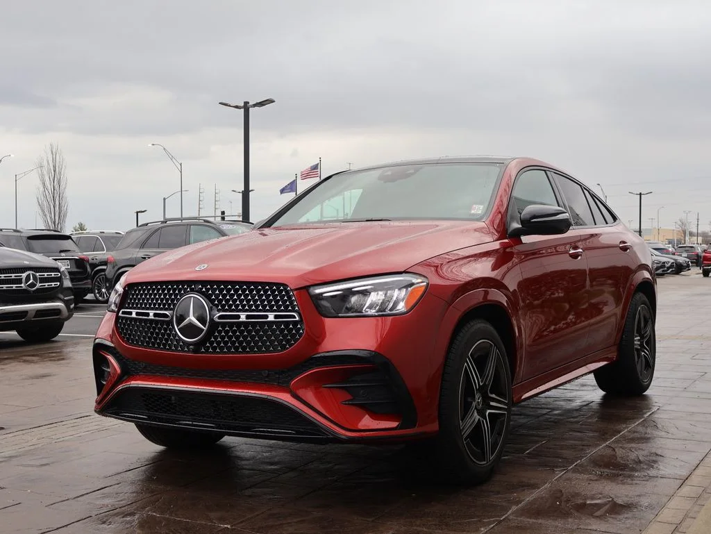 Used 2025  Mercedes-Benz GLE 450 image 3