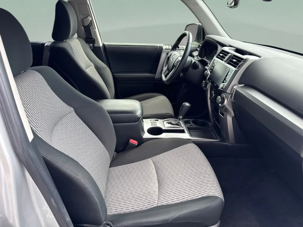 Used 2024 Classic Silver Metallic Toyota SR5 image 37