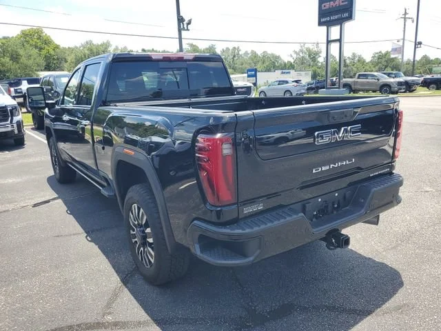 Used 2026 Onyx Black GMC Denali Ultimate image 3