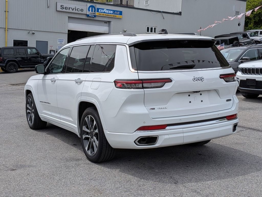 Used 2023 White Jeep Overland image 12