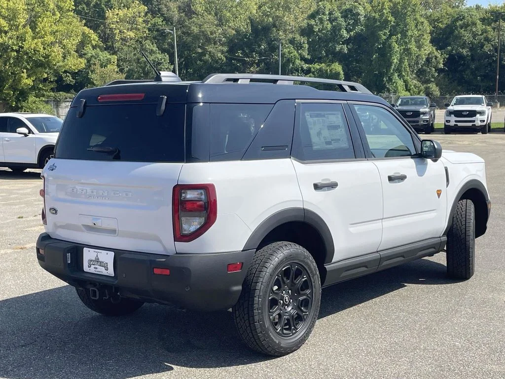 New 2025 Oxford White Ford Badlands® image 3