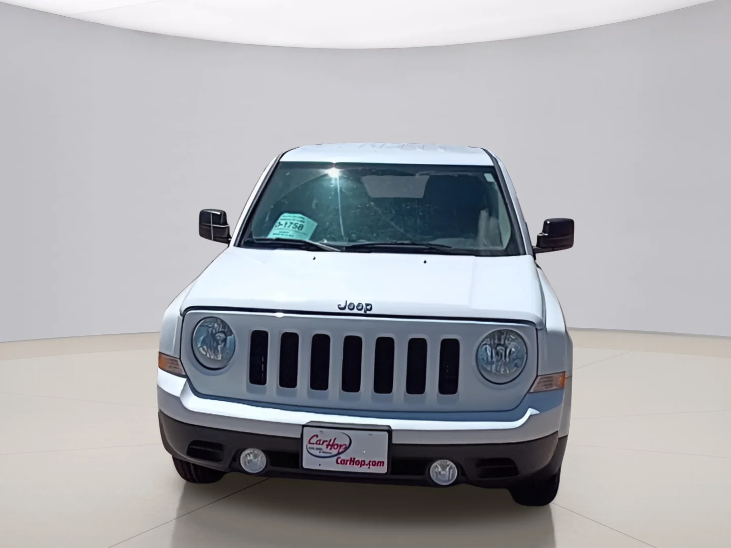 Used 2016 White Jeep SPORT SUV image 8