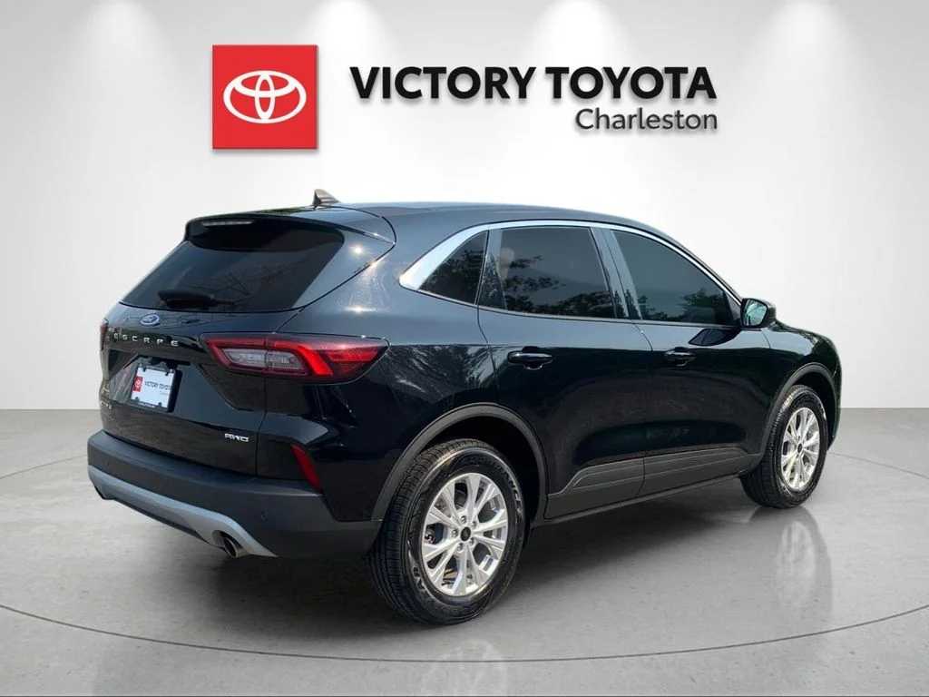 Used 2024 Black Ford Active image 7